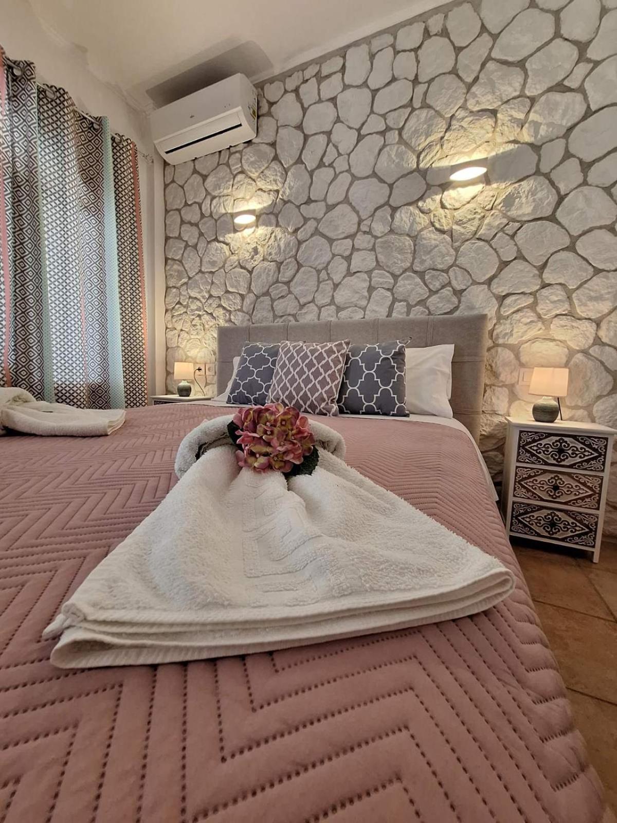 Kiki'S Apartments Барбати Экстерьер фото